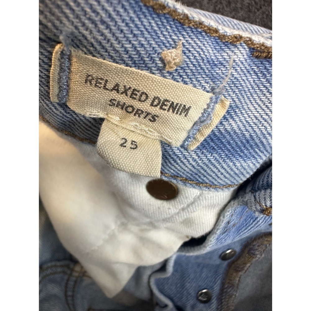 Madewell Relaxed Denim Shorts in Cedarcroft Wash Blue Cut off Distressed Size 25 - Picture 8 of 16